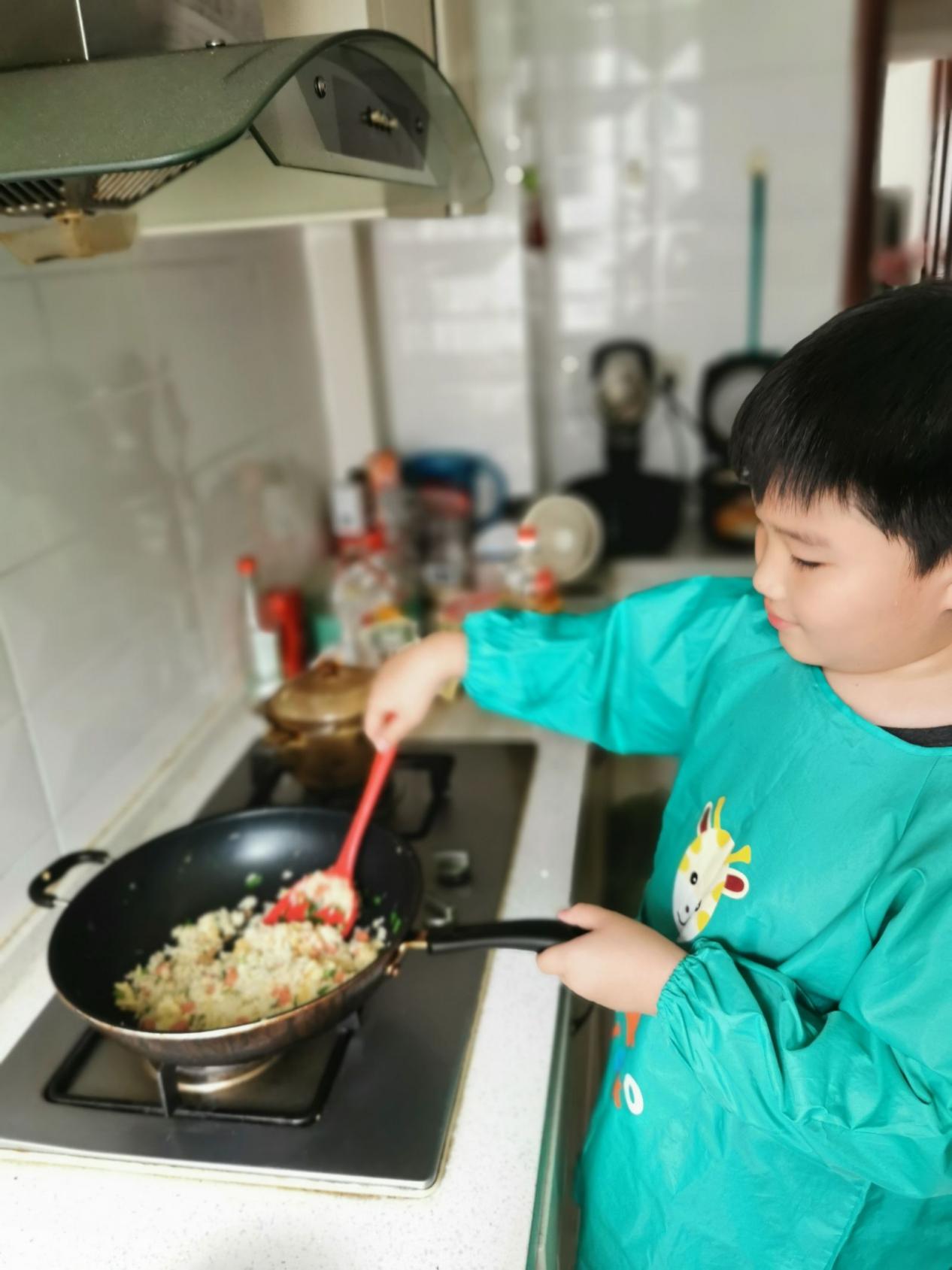 朱  婕-2023.8.28【大爱青秀&middot;少先队】劳动砺心智  实践促成长————记“沉浸式”家庭生活“陪伴”课程之暑期劳动月实践_html_34a4973d.jpg