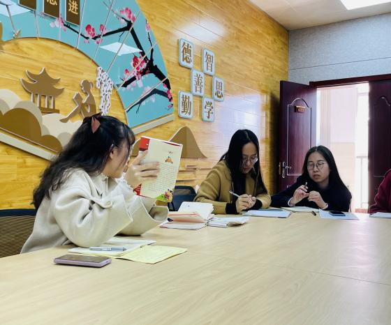 顾璎小古文社团课例展示新闻稿_html_m6407ccdf.png
