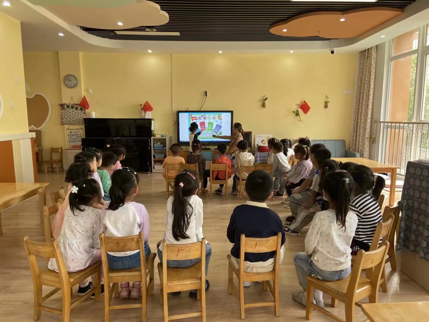 【乐活龙幼】垃圾分类，从我做起！--龙潭幼儿园靖安分园开展垃圾分类宣传活动