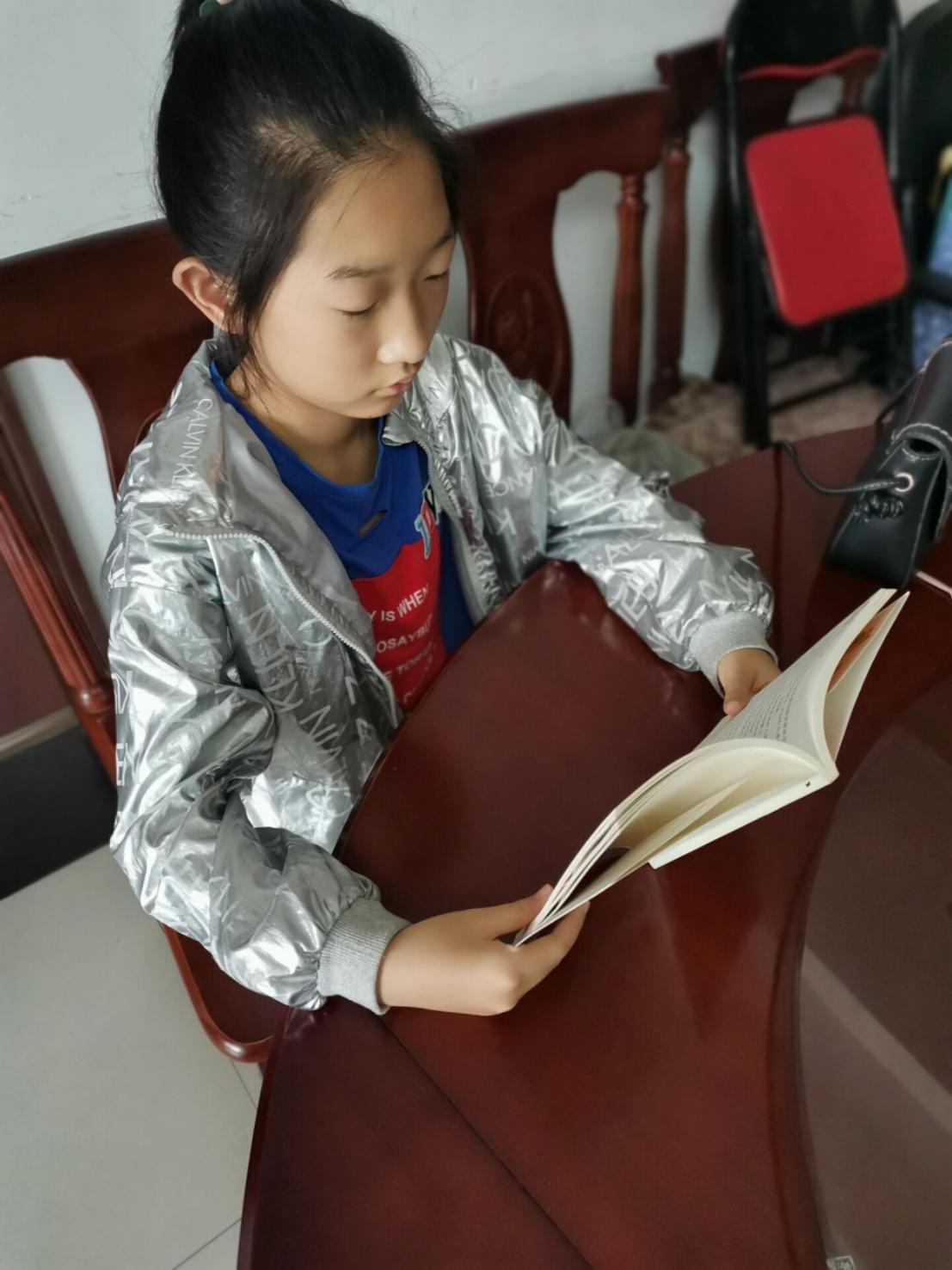 你读书的样子最美 ——南湾营小学五（2）班读书活动报道_html_70ec2292.jpg