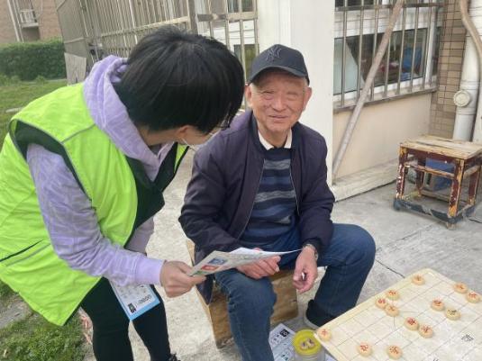 20210414为群众办实事志愿者活动报道_html_m308299e.jpg