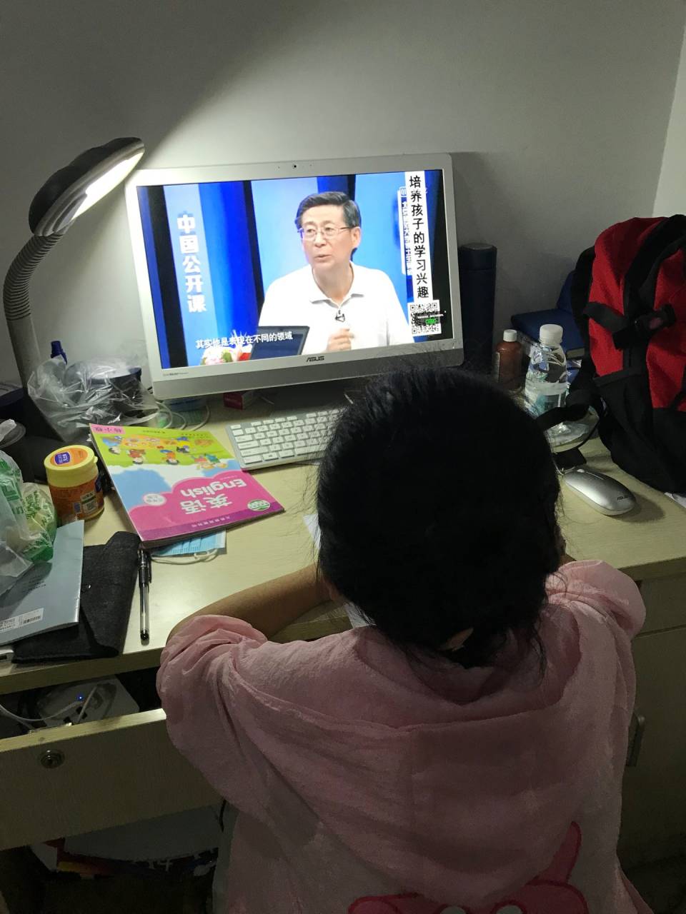培养孩子兴趣有妙招_html_m7201e88c.jpg