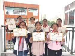 快乐品书香  阅读乐童年_html_m1a5d1729.jpg