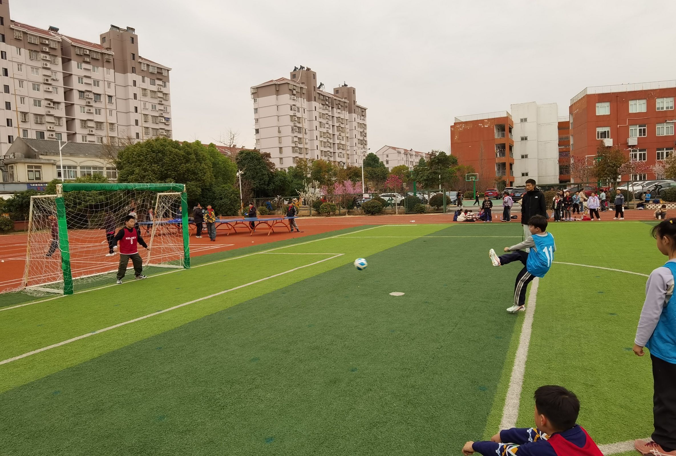 20250320南湾营小学第九届班级足球联赛新闻稿_html_69dfbce1.jpg