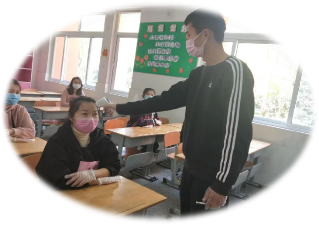 200914 童真论坛报道_html_4442a737.png