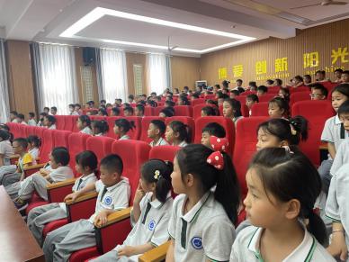 20210528共读一本书活动_html_m11d437b9.jpg