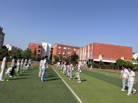 活力起跑，绽放青春——南京市南湾营小学童学课堂系列研究课第513期_html_72b20f5b.jpg