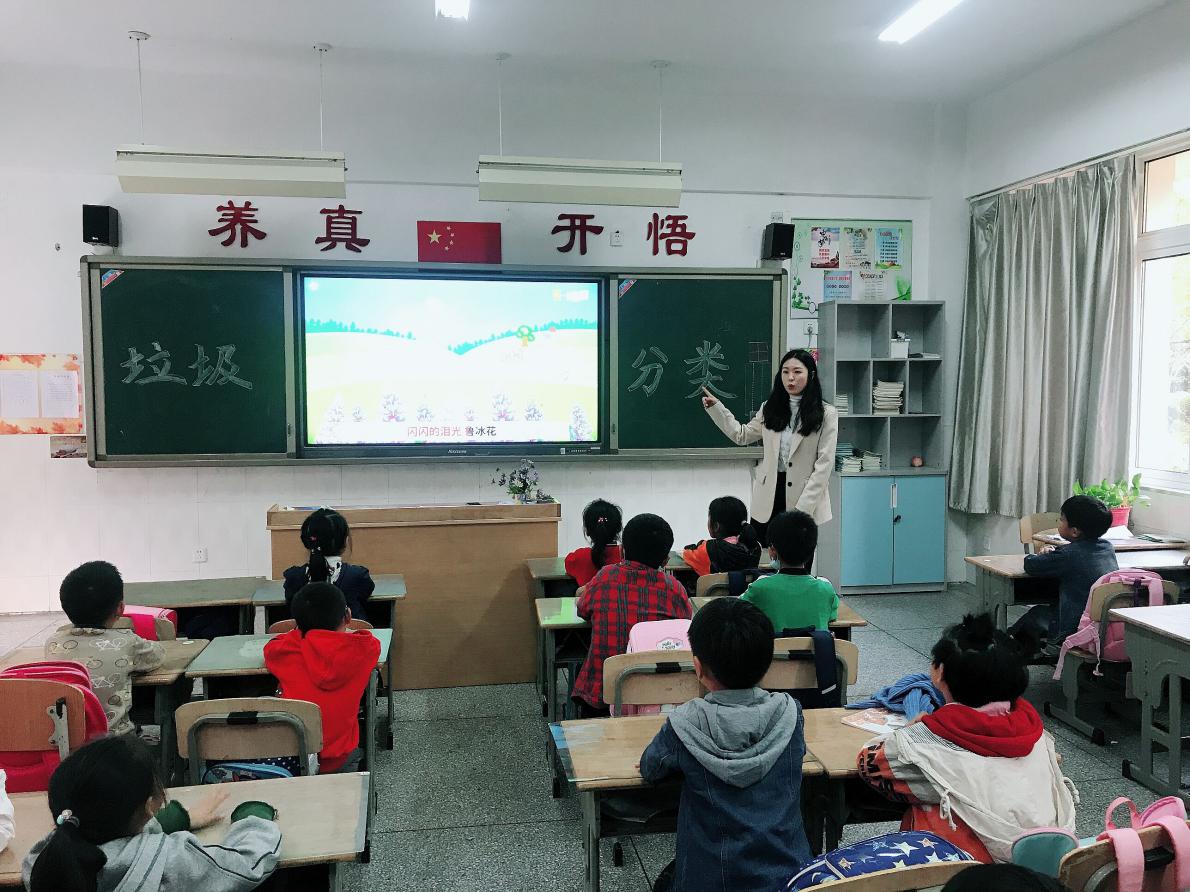 童谣社团新闻稿_html_m663af15c.jpg