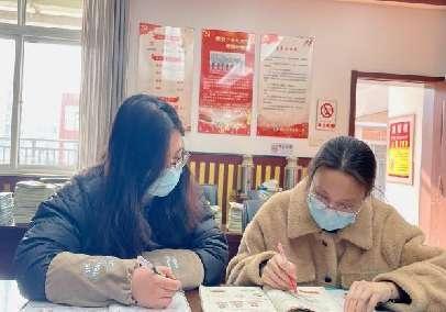 20230303王莉君英语组集体备课报道_html_3c1319af.jpg
