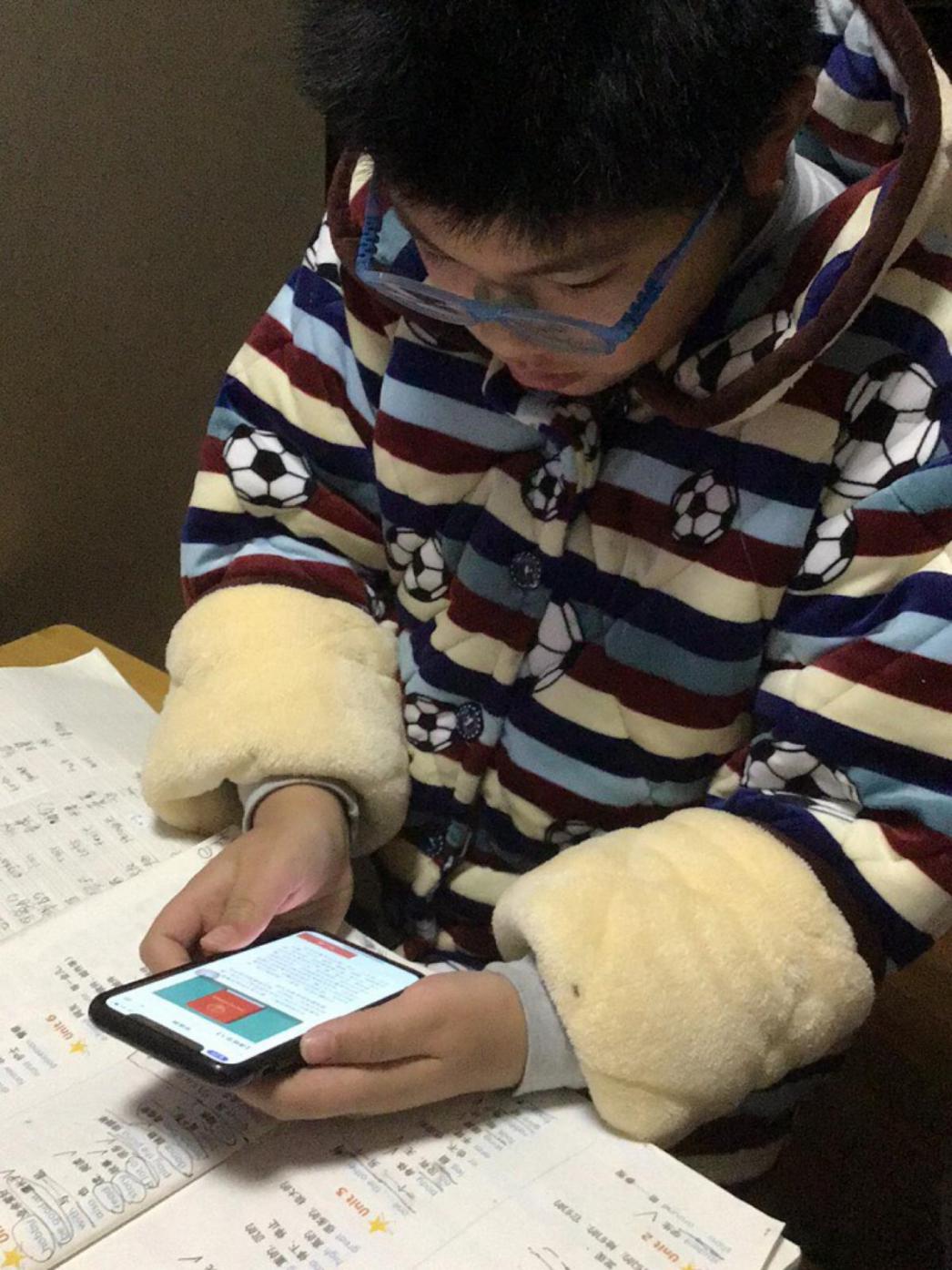 宪法小卫士报道_html_m442ca989.jpg