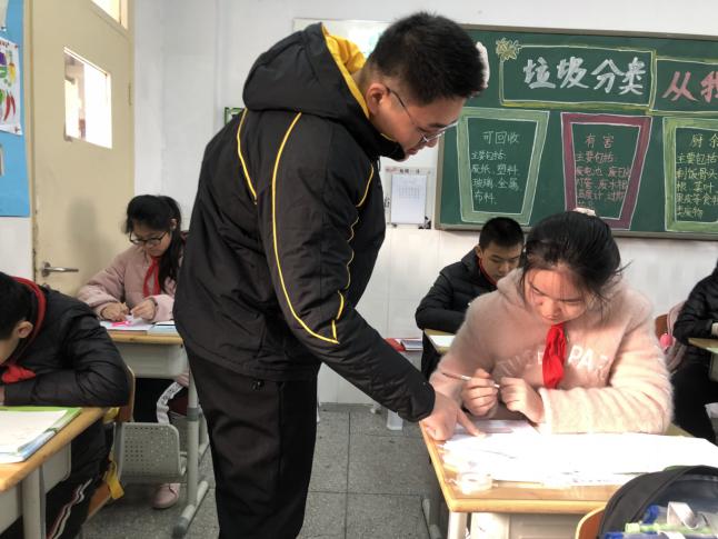 20201203循环听课_html_m73dd2a52.jpg