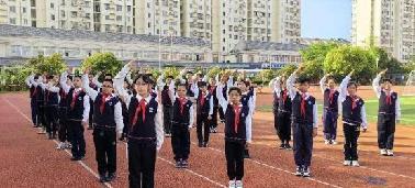 20230410升旗仪式报道_html_41af105d.jpg