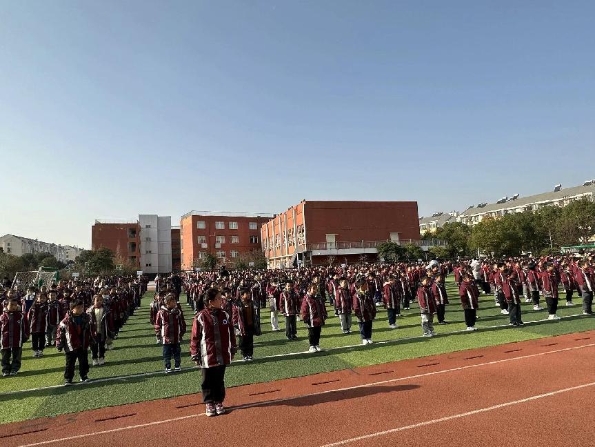 2023.12.6阳光正好，青春无限----2023-2024学年南湾营小学体育系列活动--跑操比赛_html_m397ec27.jpg