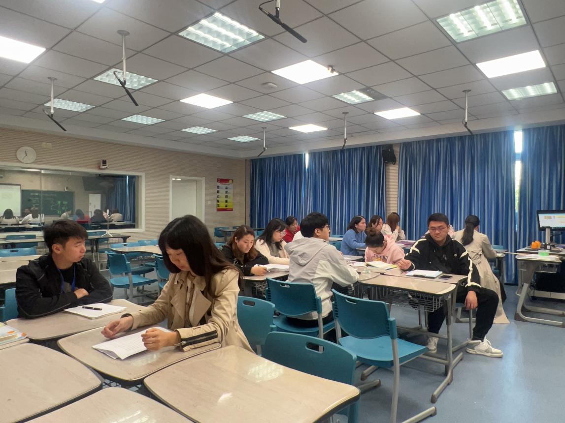 20241030数学组校本教研报道_html_1874487f.jpg