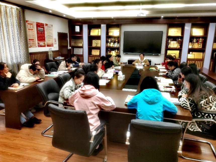南湾营小学第120次语文校本研修报道_html_230c380a.jpg