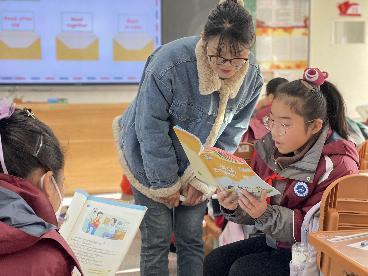 砥砺严思助学习 深耕教学促成长—南湾营小学“童学课堂”系列研究课428期_html_57875532.jpg