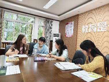 20250902语文组校本研修报道_html_m4533a3b.jpg