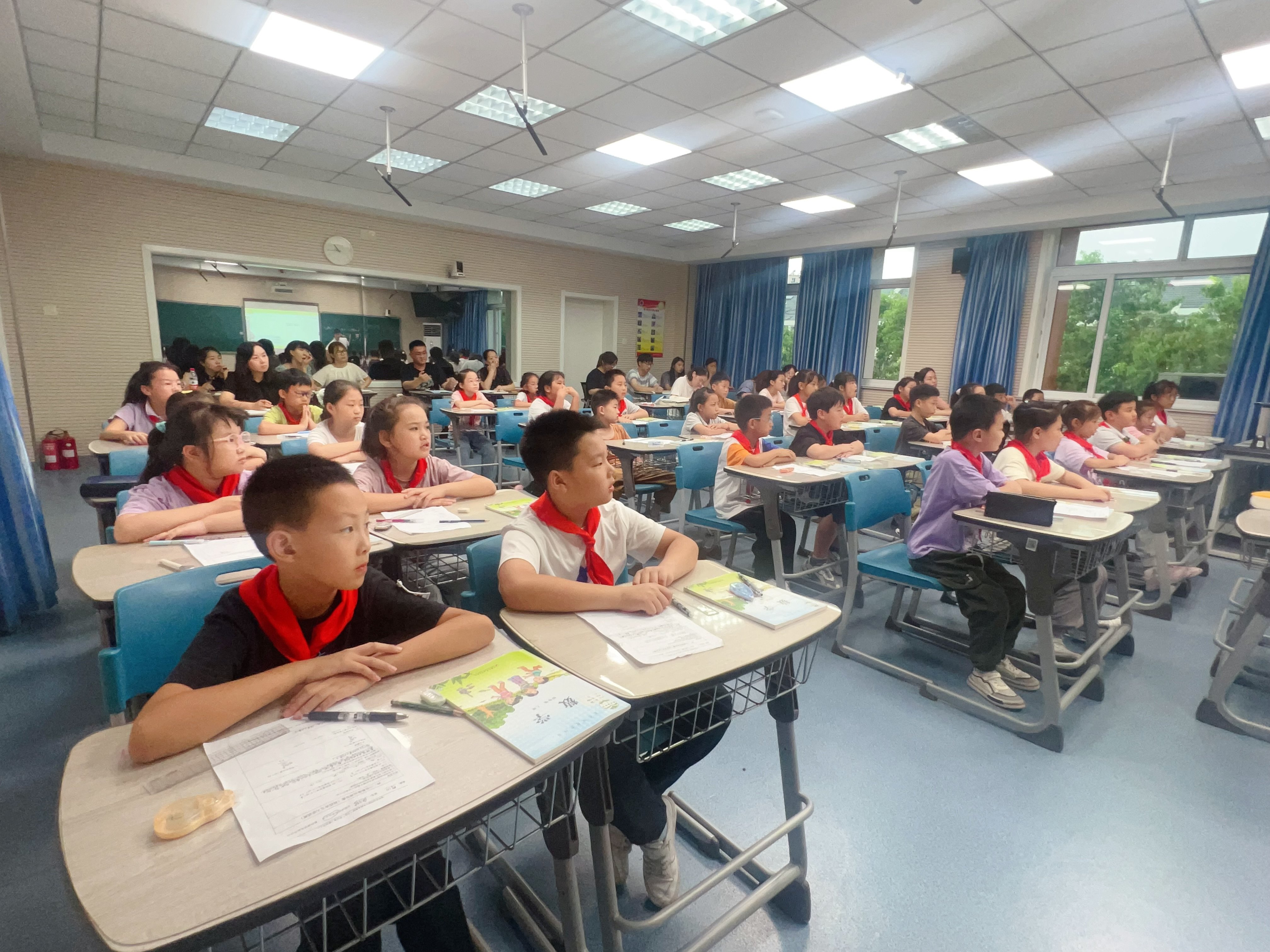 20240911数学组石子文童学课堂新闻稿_html_m2b97bc07.jpg