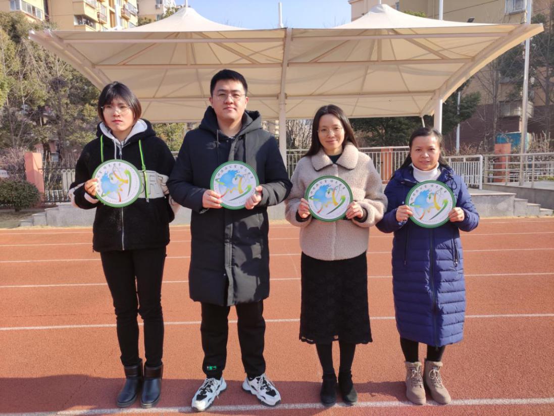 评绿色奖章 做环保达人_html_m65f5861f.jpg