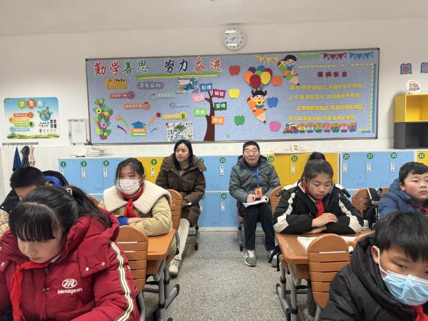 20240222督导促规范，安全迎开学——南湾营小学迎接春季开学督导工作_html_70e452a0.jpg