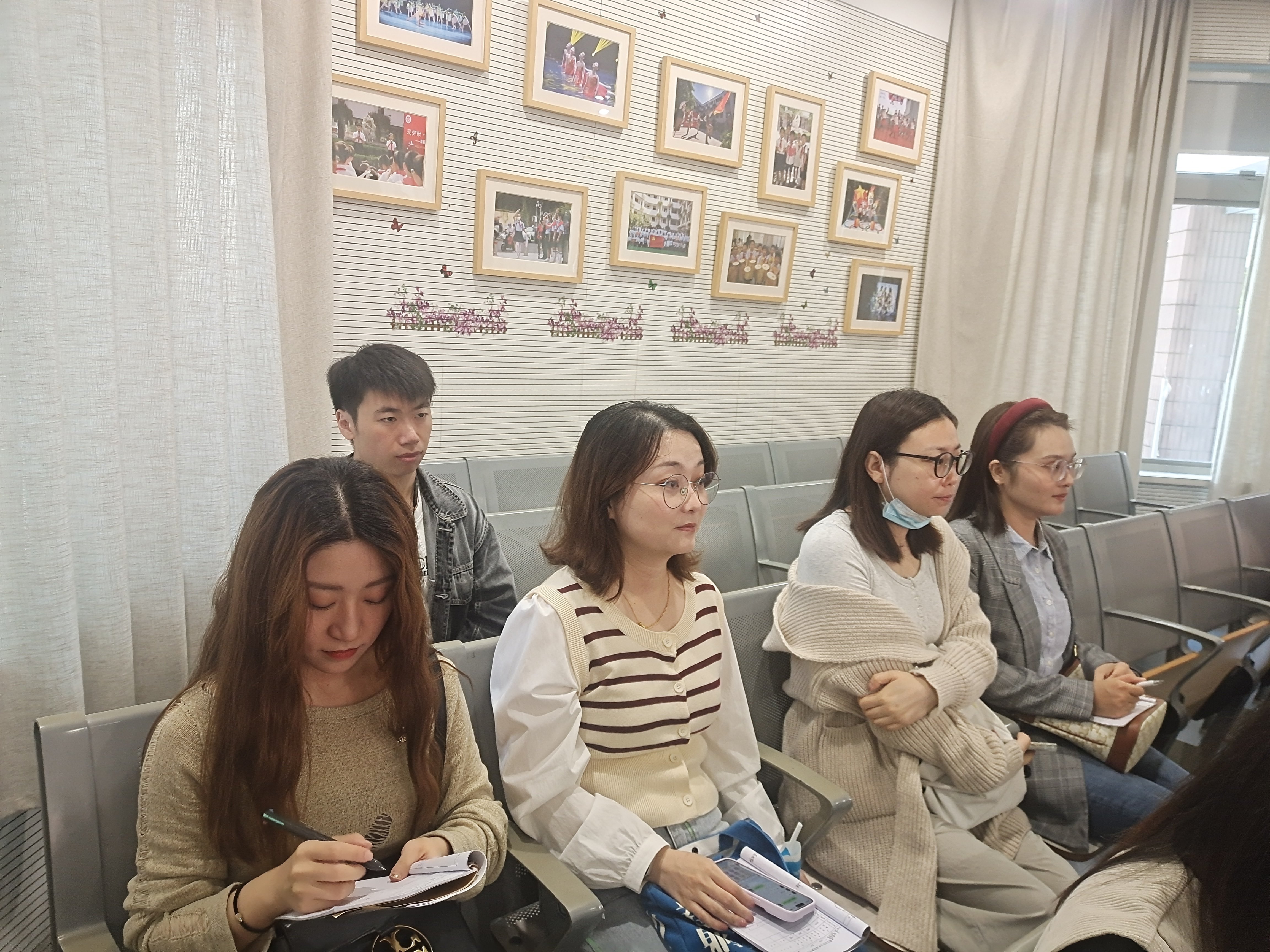 【至善实小】深化合作 双向赋能——栖霞区实验小学骨干教师赴琅琊路小学学习交流_html_m2ed1b35b.jpg