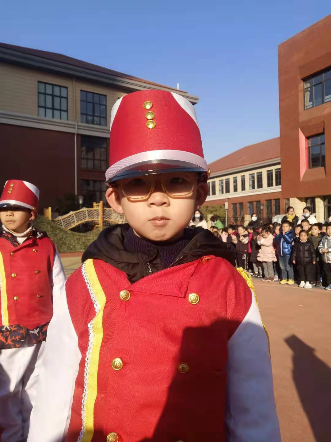 20210118大三班升旗新闻稿_html_m570c0f4.jpg