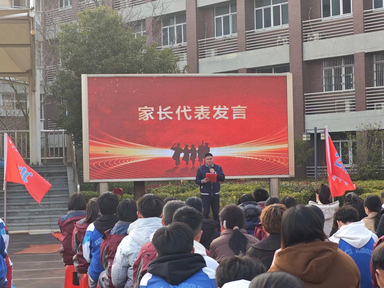 九年一搏六月梦_html_7983afc7.jpg