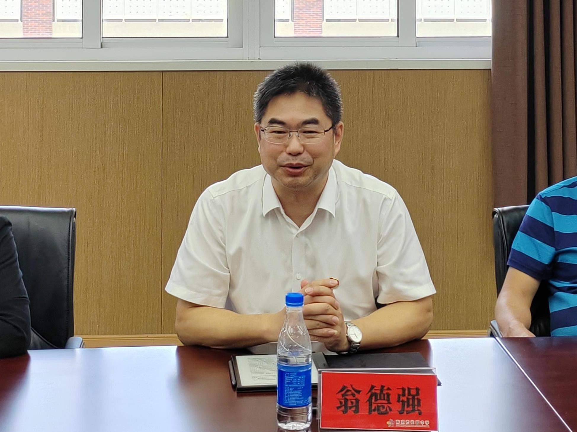 阳光分班新起点，均衡教育筑未来_html_m33bad307.jpg