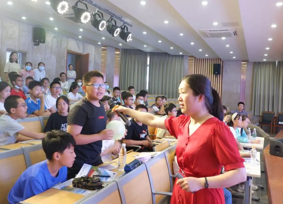 2023.6.11一中思益·润质教学  趣教乐学促成长 崇文求理向未来_html_m12fcbdc0.jpg
