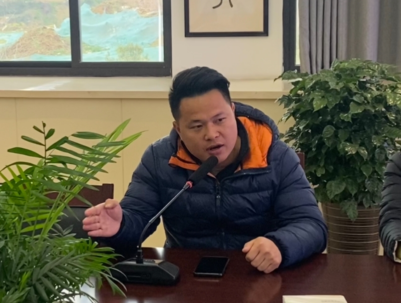 抓常规 重心育 助成长——晓庄小学班主任例会_html_m295ebd3f.jpg