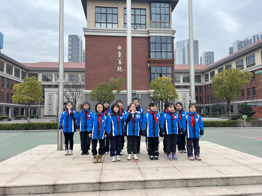 20240305学习雷锋精神 争做文明陶娃_html_m66c7bbe.jpg