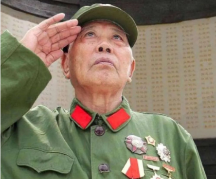红领巾学先锋第六期_html_m23490010.png