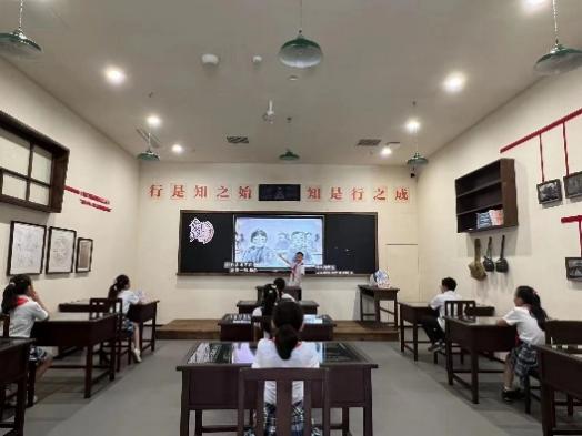 （八）忆先辈往昔 立少年志向_html_37551e44.jpg