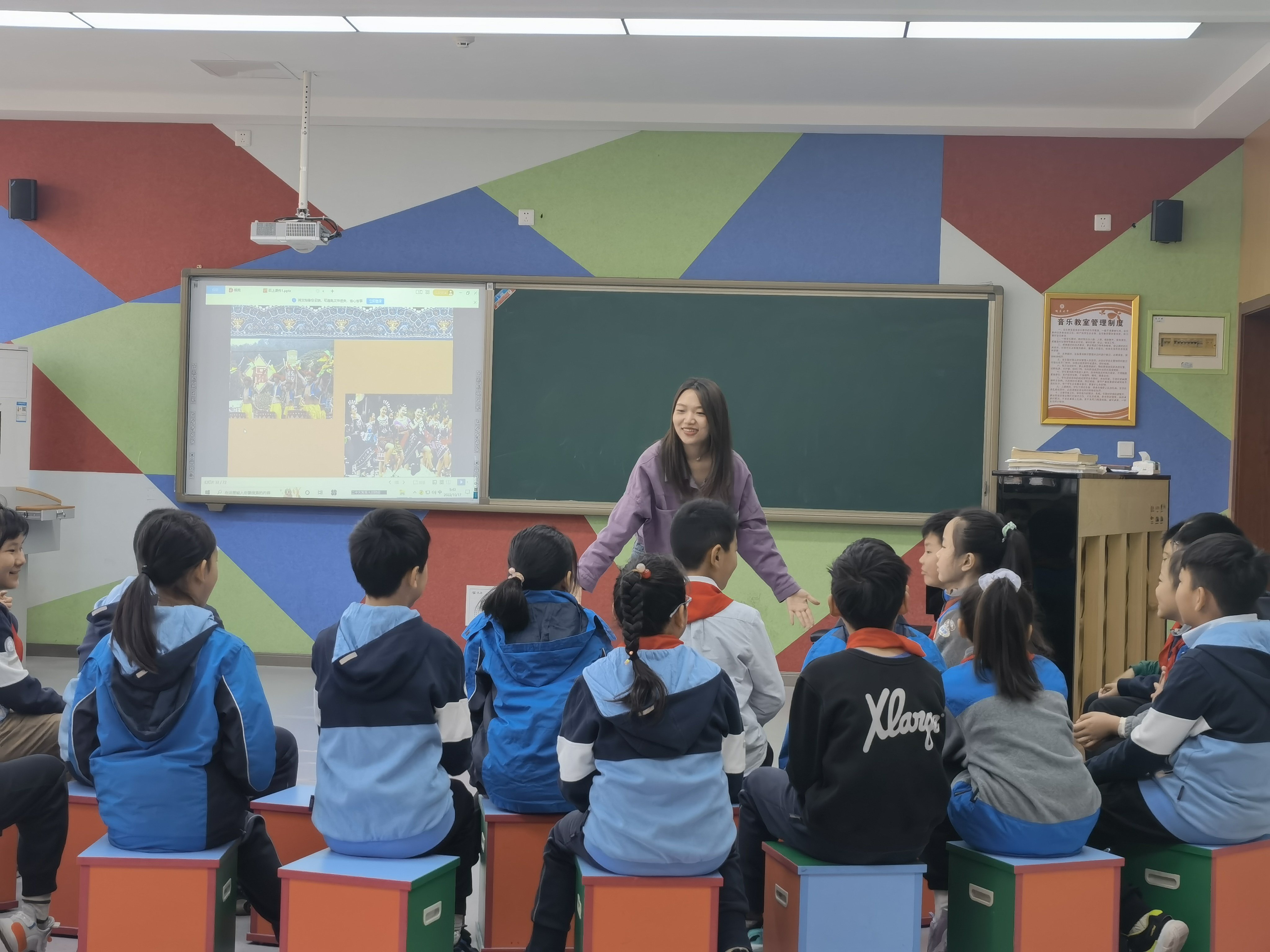 【知行晓庄】立足新课标 共享音乐美——记晓庄小学综合组风采展示课活动