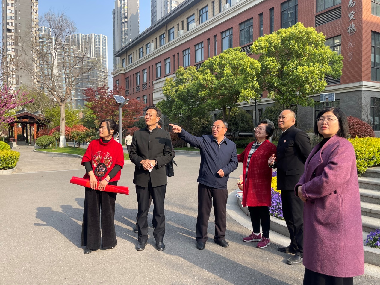 寻行知足迹 话育人新篇——山东大唐学府学陶代表团赴南京市晓庄小学考察交流(1)_html_m2f43be71.jpg