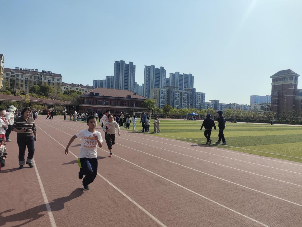 集团运动会2025.4.3(1)_html_28b5f580.jpg