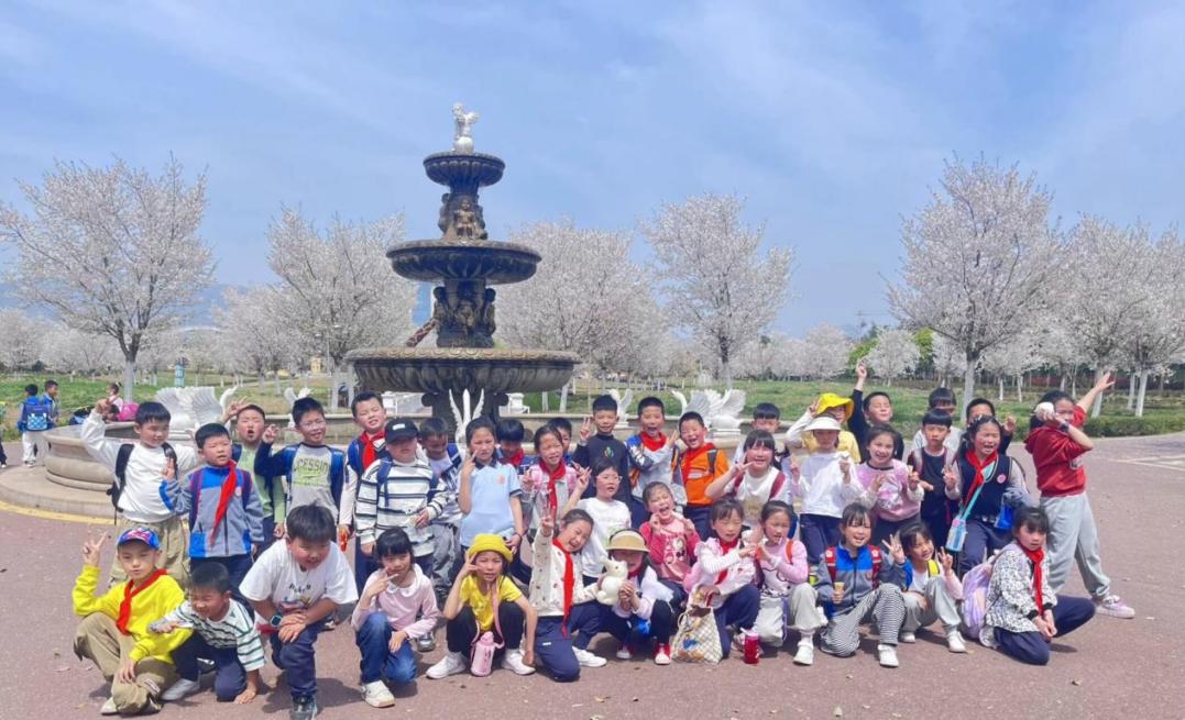20240530欢乐六一 精彩童年_html_m6806a02e.jpg