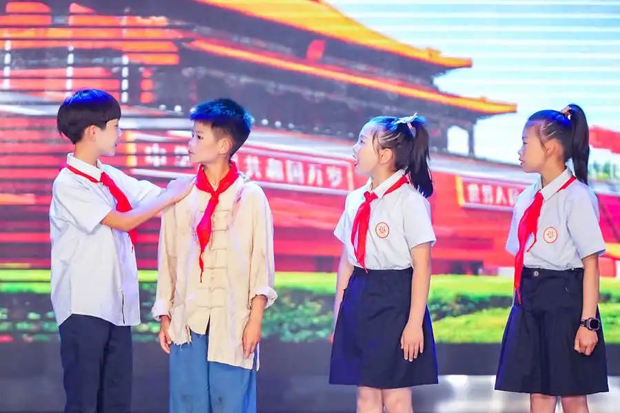 20240602戏剧社团艺术展演新闻稿(3)(1)_html_m53dcd473.jpg