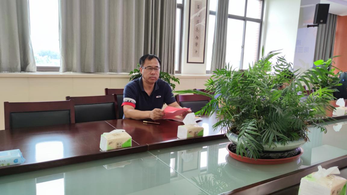教职工代表大会新闻稿_html_m2b6bae0e.jpg