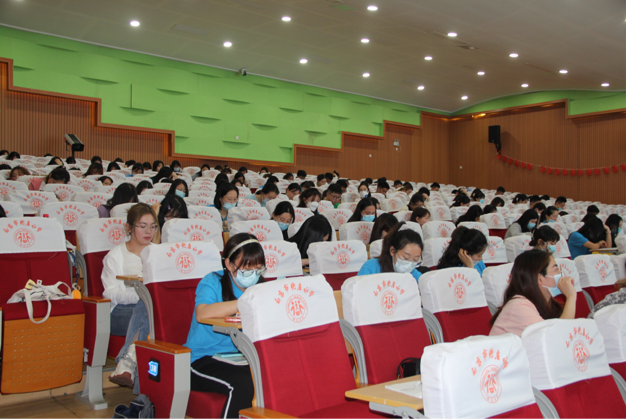 2021年栖霞区新教师入职培训小记（晓庄小学）新闻稿 (1)_html_574398a0.png