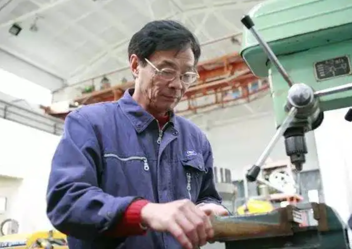 大国工匠第3期_html_mfeff9f1.png