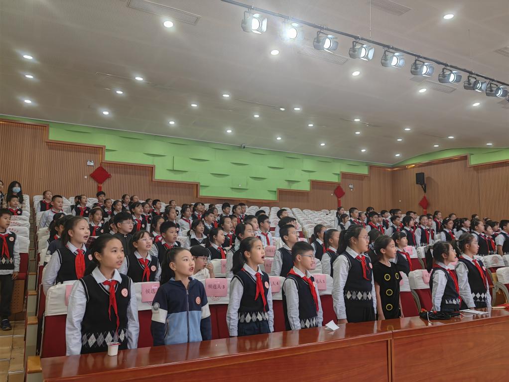 少代会新闻稿(1)_html_68e26530.jpg