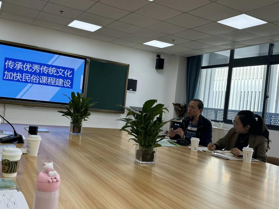 20231027美术观摩学习活动 (1)_html_2a13f70b.jpg