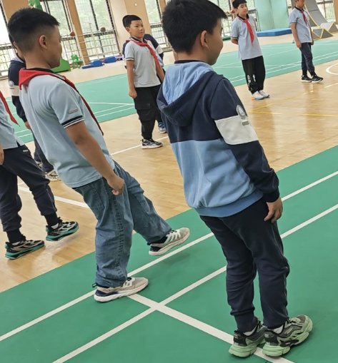 珍爱生命 快乐成长——记南京市晓庄小学行知校区心理健康教育月活动_html_m640ee541.png