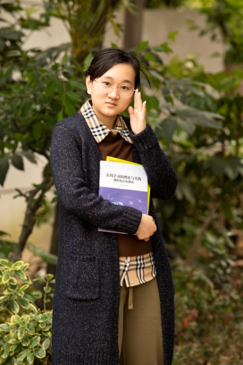 20240810新教师介绍_html_m77774559.jpg