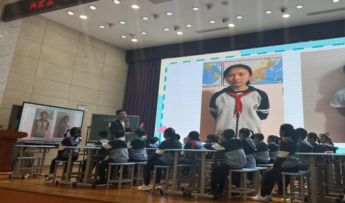 4月11日，栖霞区晓庄小学道德与法制教研活动新闻稿(1)_html_m213a3553.jpg