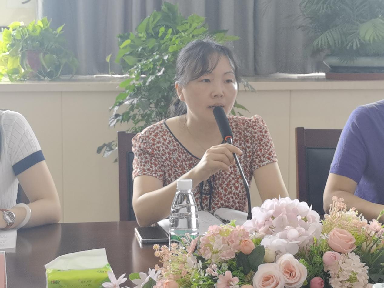 分班新闻稿(1)_html_7ebe28f0.jpg