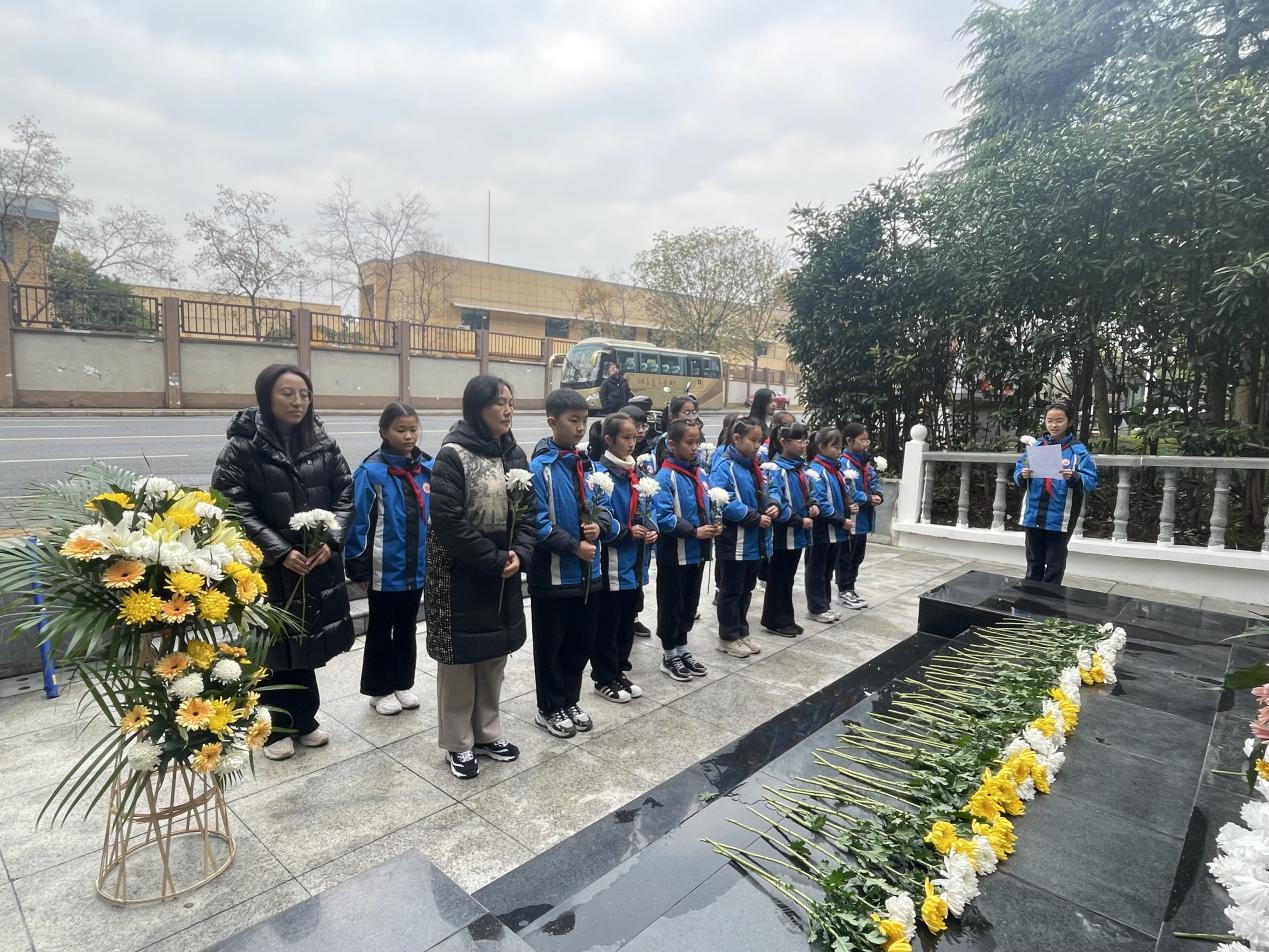 20241212公祭日实践活动(1)_html_1a067ba0.jpg