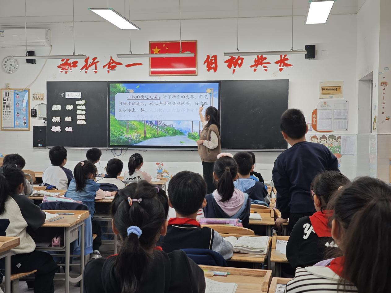 【红烛风采】学习方式重构背景下的语文自动课堂  ——记南京市晓庄小学中年段语文组校本研修