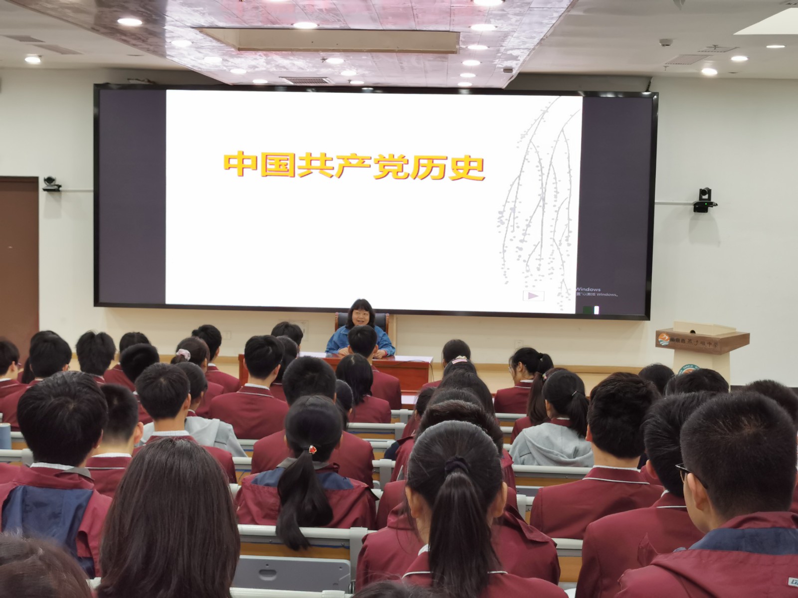 图片2.jpg 图片2.jpg